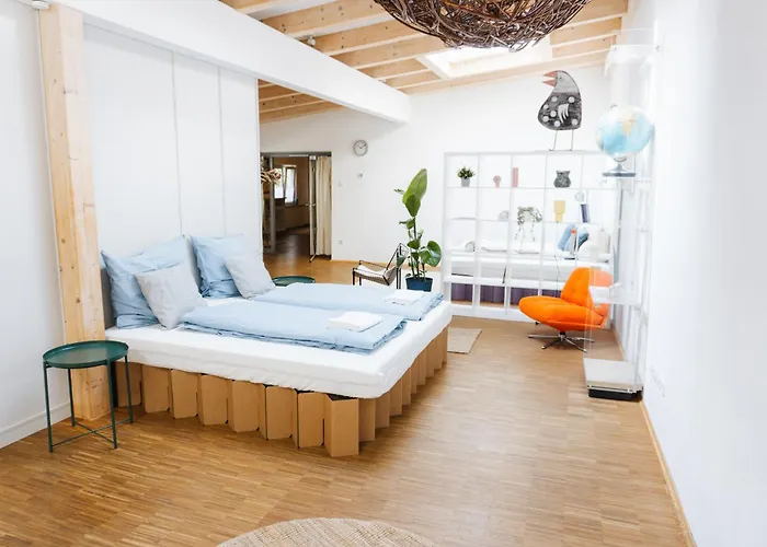 アパート Raum Life - Quartier 10 - Gemeinsam Zentral Wohnen Auf 300qm - Parkplaetze レーゲンスブルク